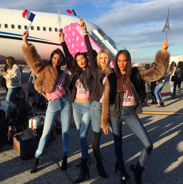 Ангелы в сборе: Белла Хадид, Кендалл Дженнер, Адриана Лима и другие модели Victoria's Secret в Париже (ФОТО)