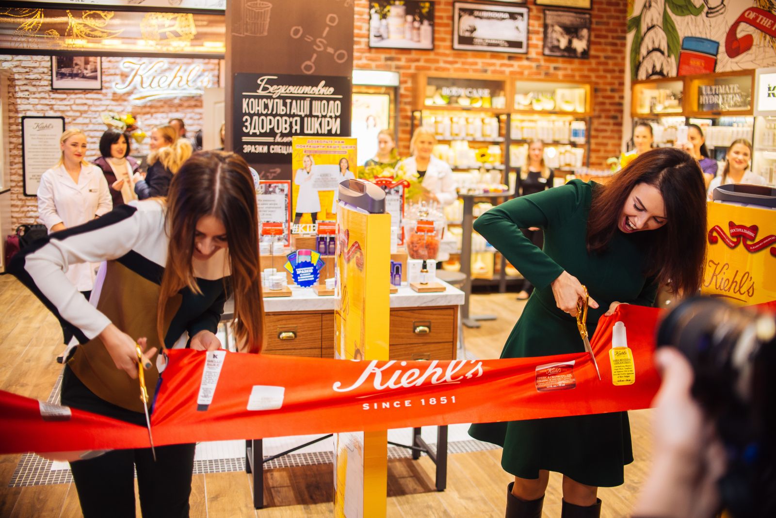 Как это было: грандизное открытие первого бутика Kiehl’s в Украине