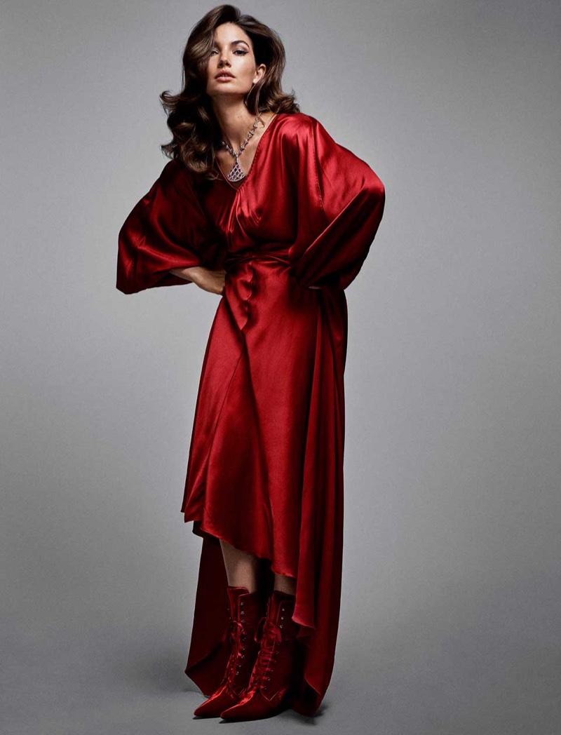 Женственная Лили Олджридж в Valentino и Gucci позирует в новой фотосессии (ФОТО)