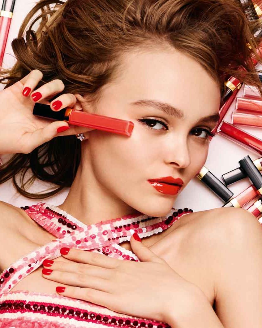 Косметические новинки недели: 2 коллекция макияжа Chanel, красная помада Revlon, и многое другое (ФОТО)