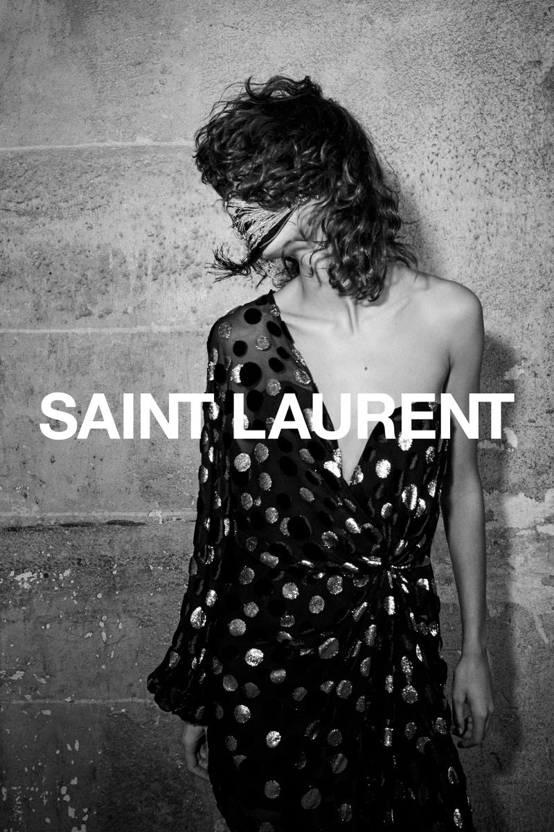 Saint Laurent представили провокационную рекламную кампанию новой коллекции (ФОТО)