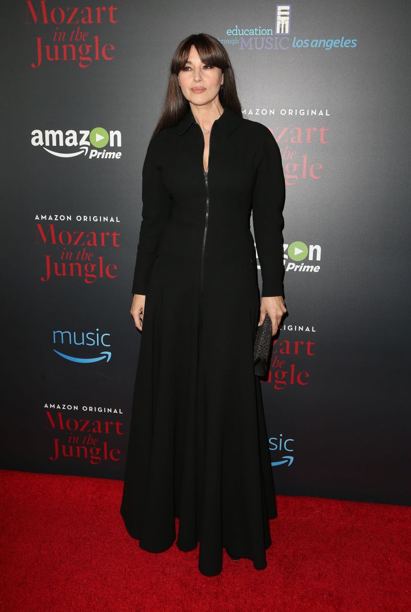Образ дня: Очаровательная Моника Белуччи в черном платье в Лос-Анджелесе (ФОТО)