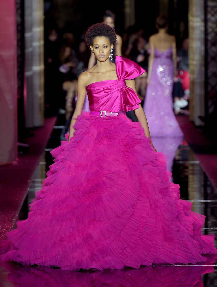 15 лучших платьев с показа Zuhair Murad на Неделе высокой моды в Париже (ФОТО)