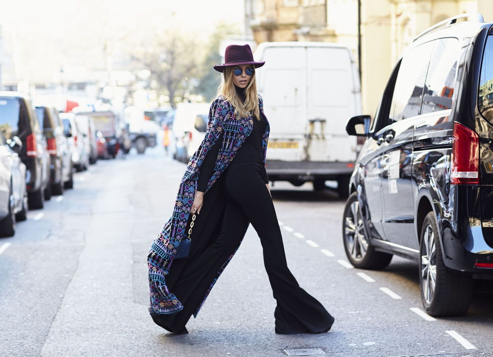 Неделя моды в Лондоне: Лучшие уличные образы мировых модниц (ФОТО)