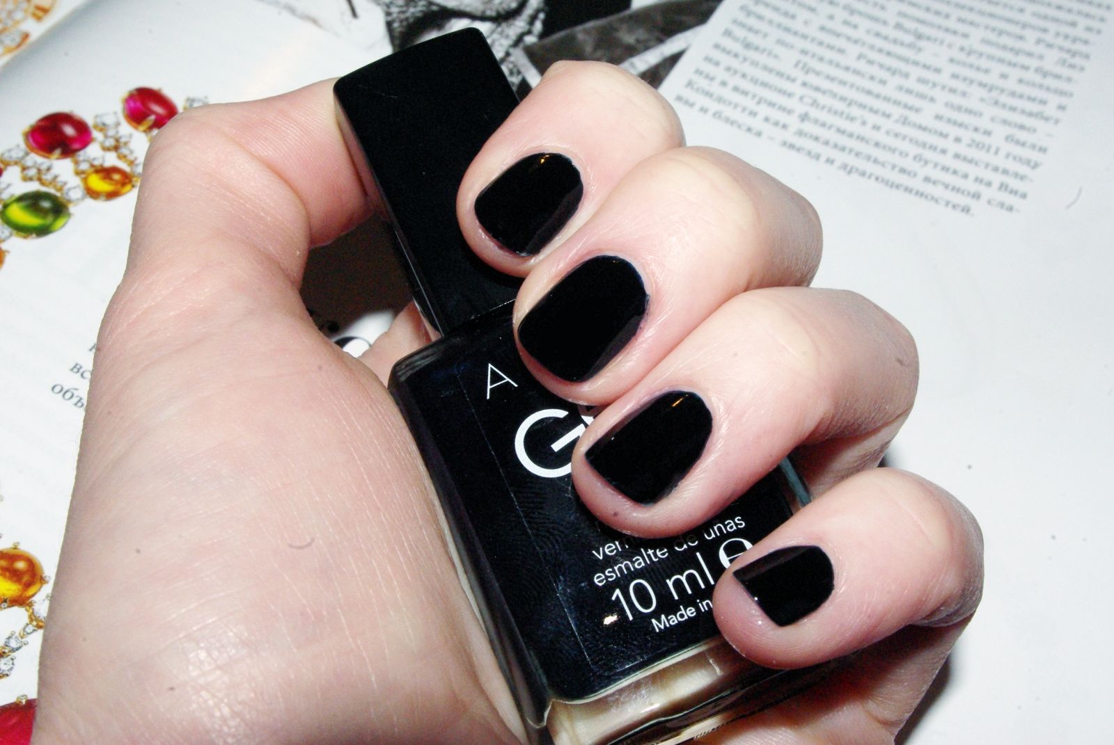 5 стильных лаков весны 2015 фото