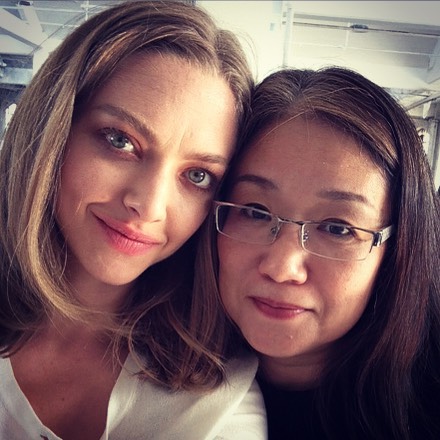 Новая стрижка: Аманда Сейфрид обстригла волосы ради париков