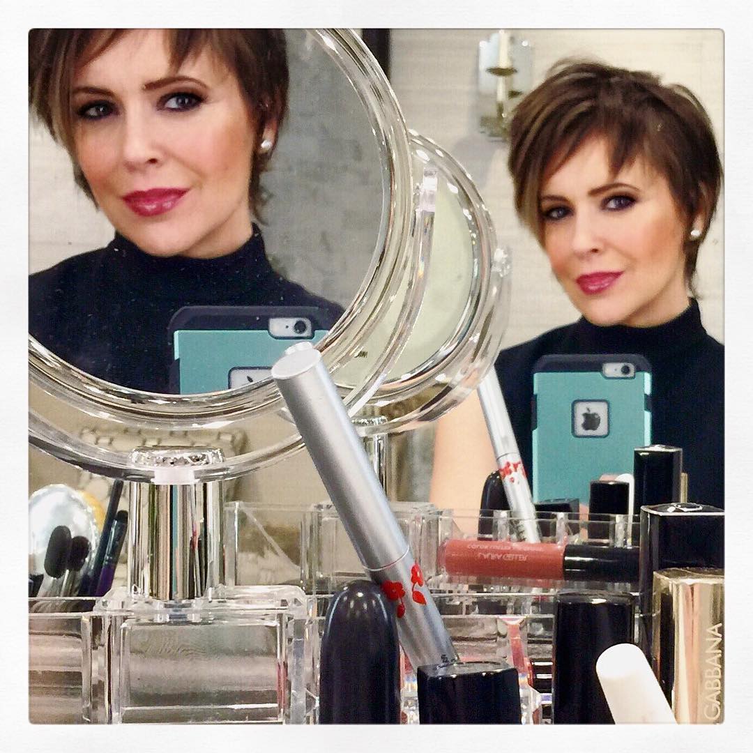 Koroche Govorya Alissa Milano Sdelala Korotkuyu Strizhku Foto