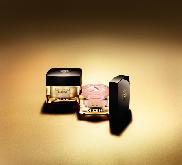 Chanel представил новую тональную основу для сияния и жизненной силы (ФОТО)