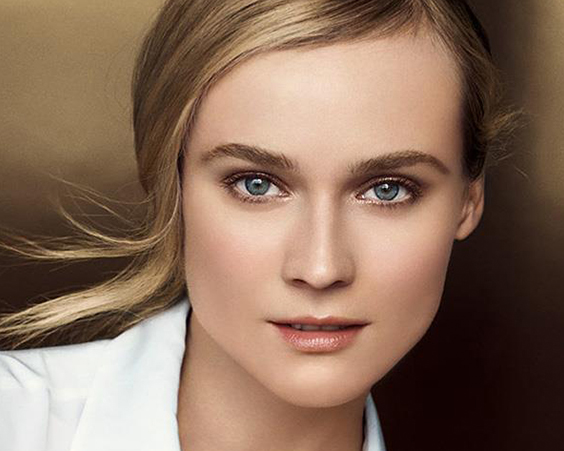 Кожа как у звезды: летние новинки по уходу за кожей от Chanel