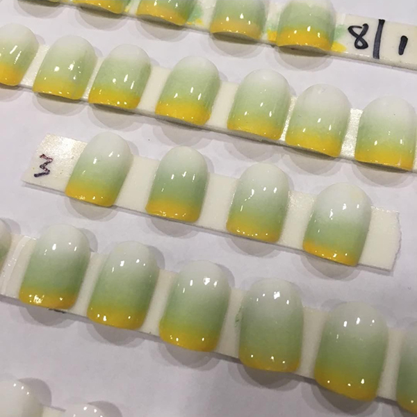 Модный маникюр: идеи для стильного маникюра с подиумов ведущих Домов моды (ФОТО)