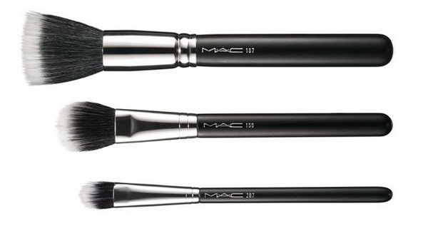 Зимнее вдохновение: MAC представил новую коллекцию