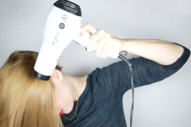 Несколько проверенных способов добавить объема волосам