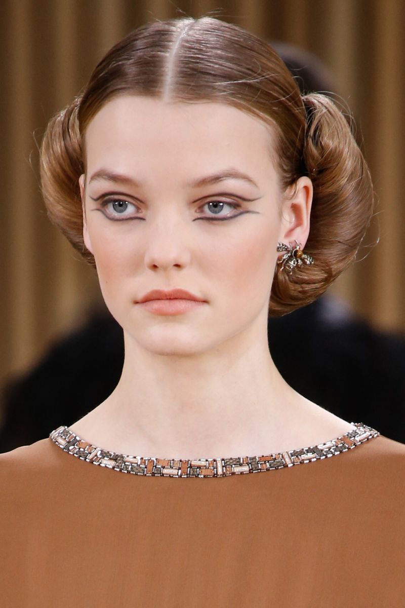 Что нужно вынести из…: бьюти-тренды показа Chanel Haute Couture весна 2016