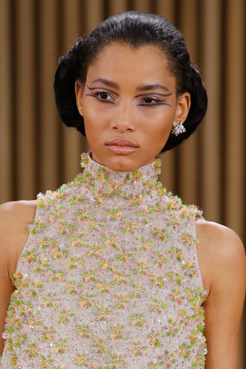 Что нужно вынести из…: бьюти-тренды показа Chanel Haute Couture весна 2016