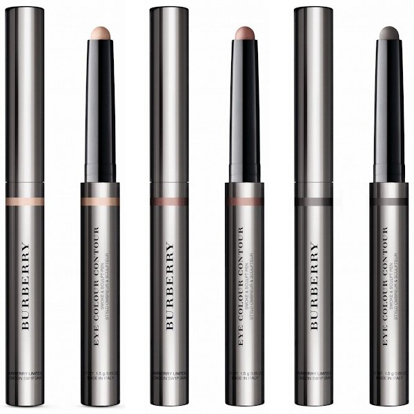 Burberry представил капсульную коллекцию макияжа прямо с подиума (ФОТО)