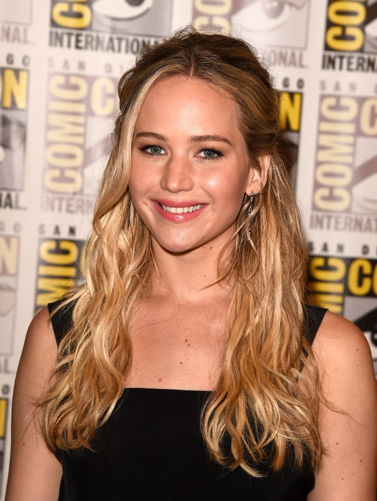 Beauty-образ дня: Дженнифер Лоуренс покорила естественной красотой