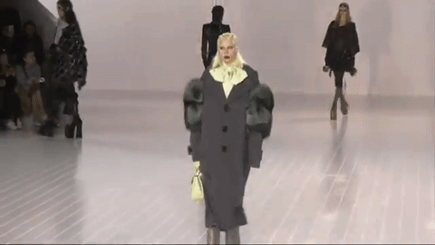 Образ дня: эпатажная Леди Гага на показе Marc Jacobs осень-зима 2016 фото