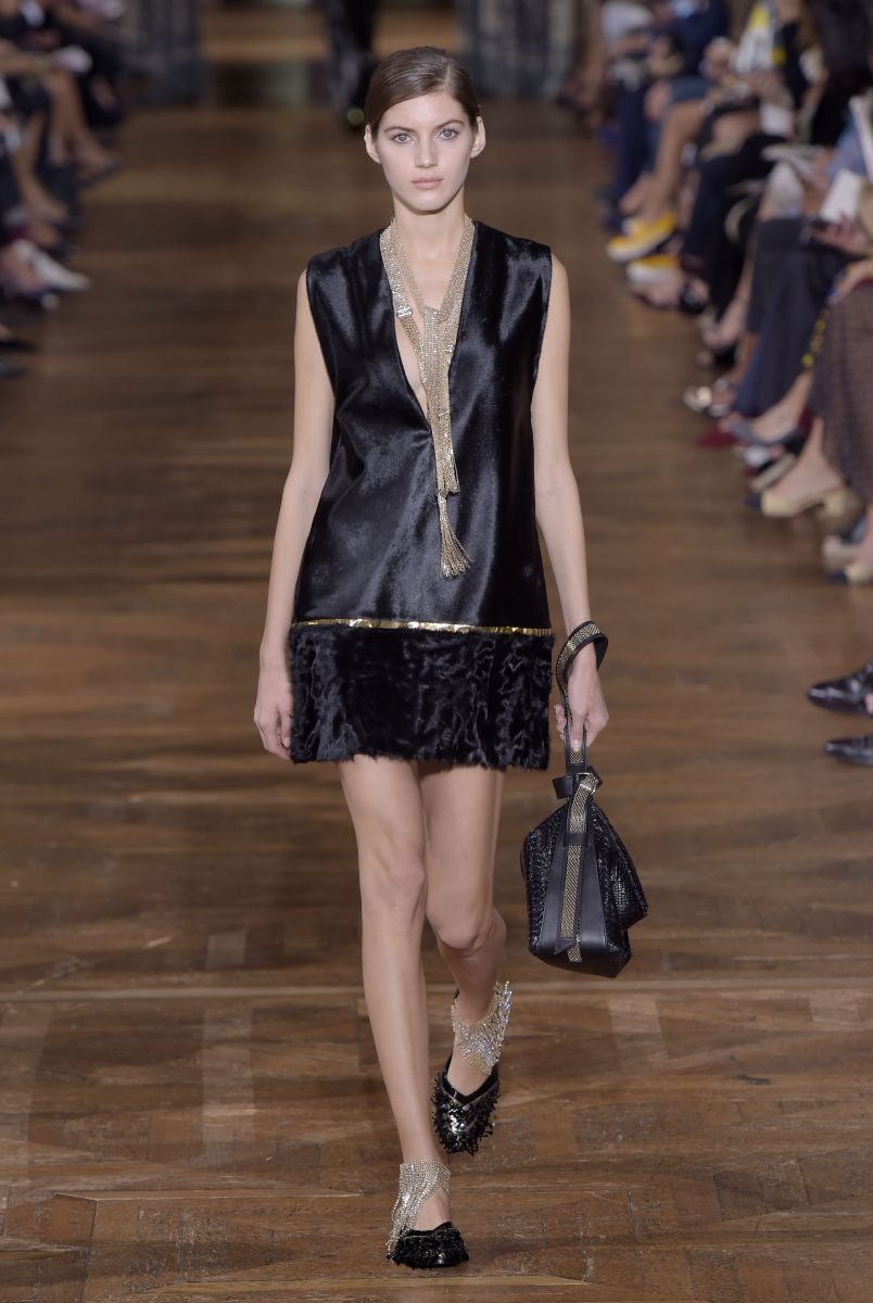 Сексуальные Карли Клосс и Тейлор Хилл приняли участие в показе Lanvin (ФОТО)