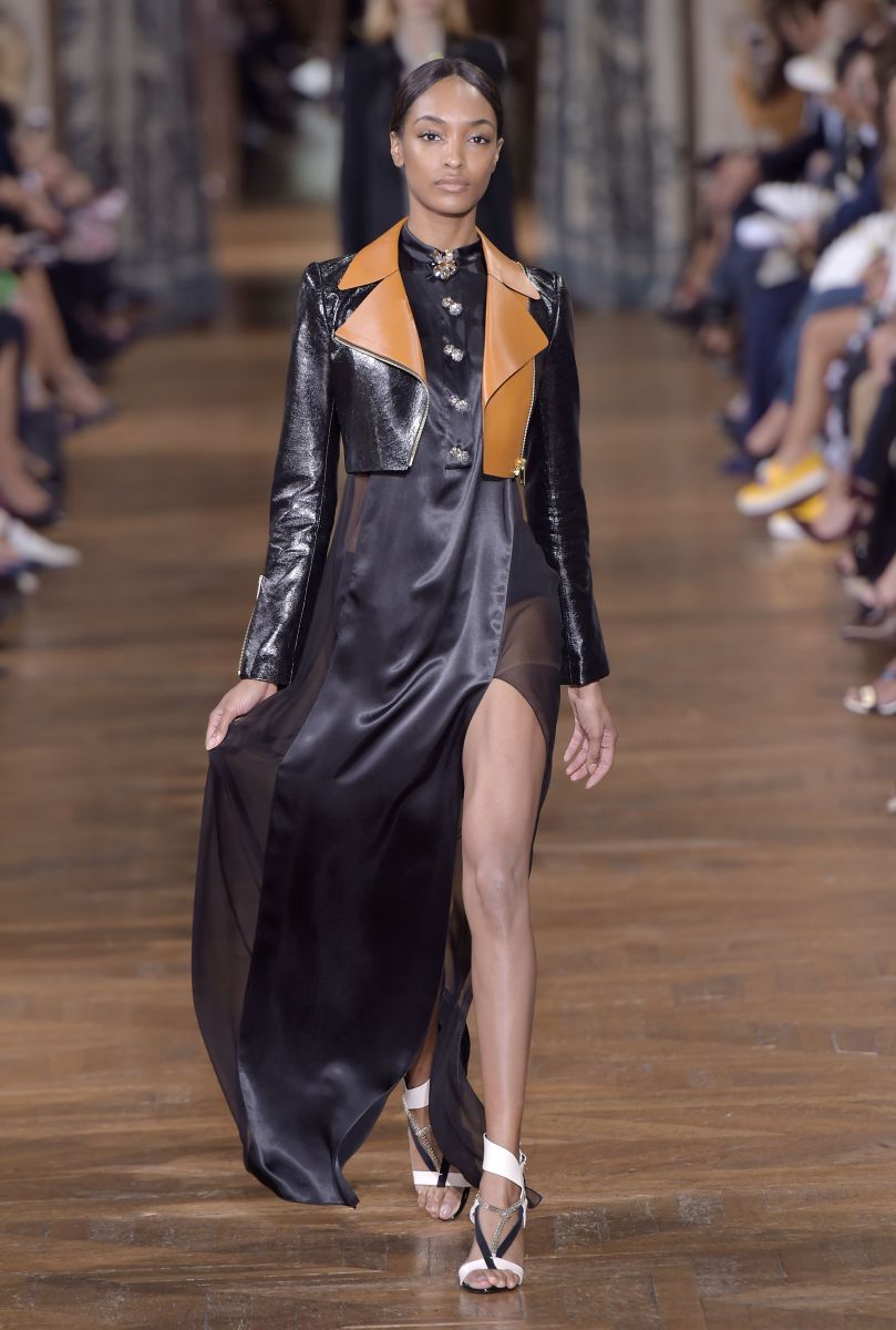 Сексуальные Карли Клосс и Тейлор Хилл приняли участие в показе Lanvin (ФОТО)