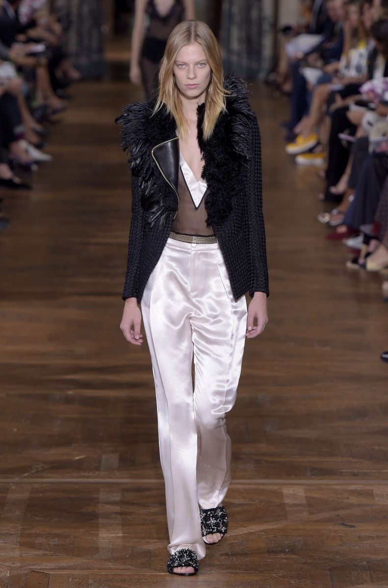 Сексуальные Карли Клосс и Тейлор Хилл приняли участие в показе Lanvin (ФОТО)